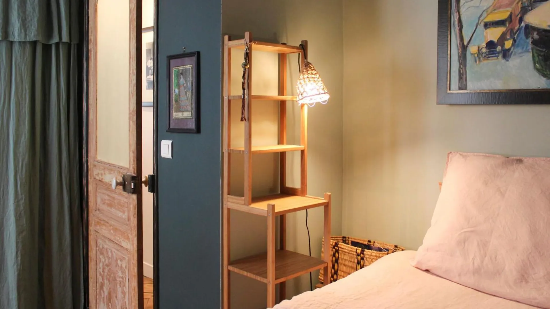 Apartment Cozy Nest Near The Marais